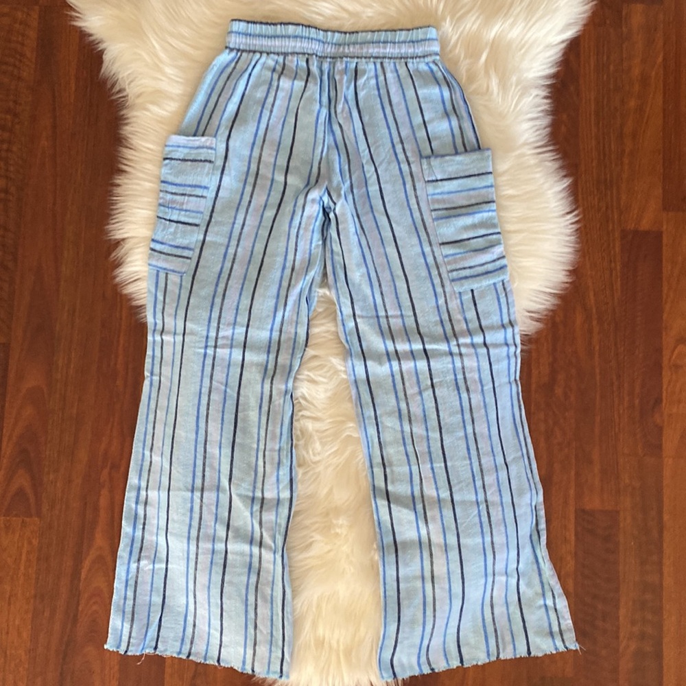 Wide Leg Breezy Linen Cargo Pants - Picture 5 of 7